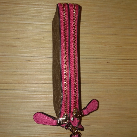 Coach Signature Double Zip Wristlet - Picture 3 of 6